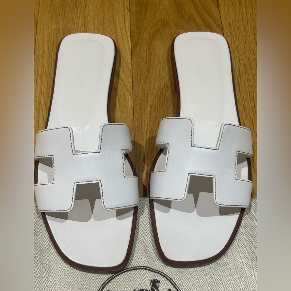 Hermes Orans White Slide Sandals